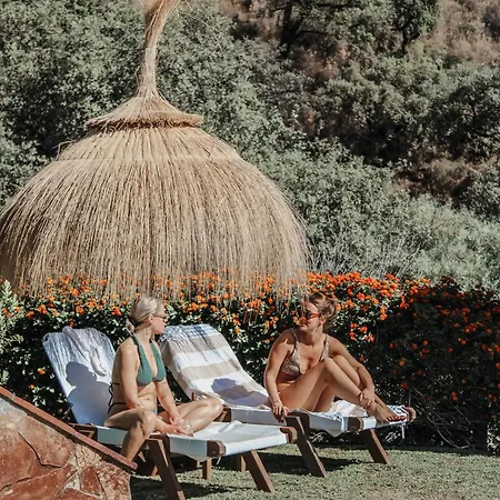 Хостел All Inclusive Luxurious Coliving La Kookaburra *