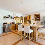 Hostel All Inclusive Luxurious Coliving La Kookaburra