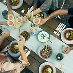 All Inclusive Luxurious Coliving La Kookaburra Hostel Coín
