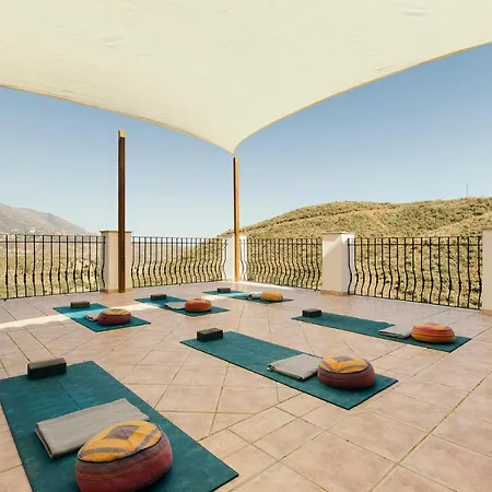 All Inclusive Luxurious Coliving La Kookaburra Hostel Coín