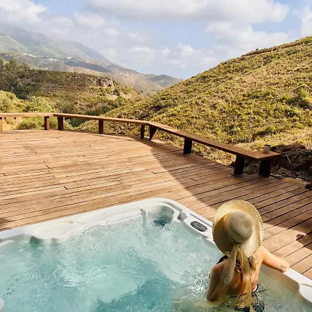 All Inclusive Luxurious Coliving La Kookaburra Hostel *